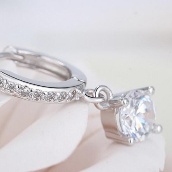 *NEW Solitaire Diamond Drop Silver Hoop Earrings - Picture 8 of 9